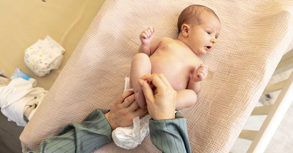 Fezes do recém-nascido: cores, texturas e o que é normal 2 Fezes do recém-nascido: cores, texturas e o que é normal